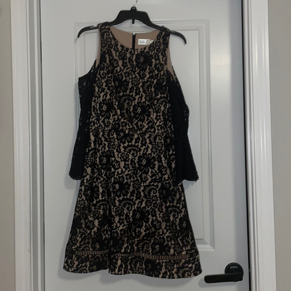 Eliza J cold shoulder dress
